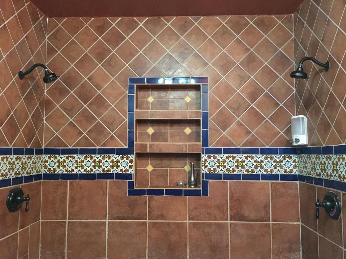 Heavenly Suite In Little Havana Free Parking マイアミ エクステリア 写真