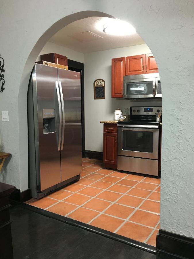 Heavenly Suite In Little Havana Free Parking マイアミ エクステリア 写真